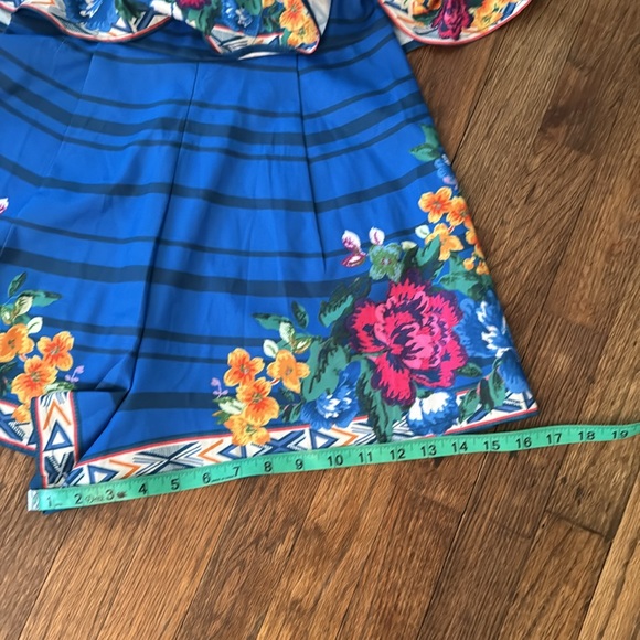 Super cute Romper!! - Picture 3 of 9